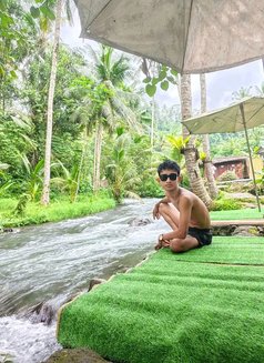 Marcilino - Acompañantes masculino in Bali Photo 6 of 8