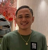 Marck Leo - Male escort in Manila