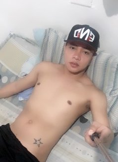 Marcky - Male escort in Manila Photo 2 of 6