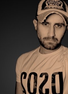 MARCO COX - Male escort in Vienna Photo 8 of 8