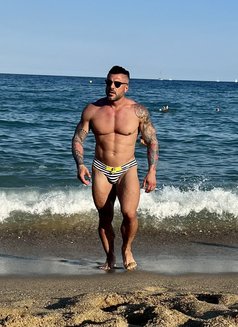 Marco Di Pietro - Acompañantes masculino in Dubai Photo 6 of 15