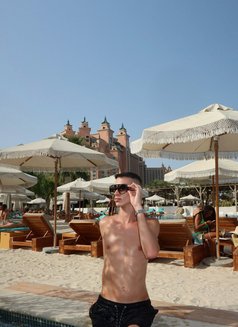 Marco Ferreti - Male escort in Dubai Photo 6 of 9