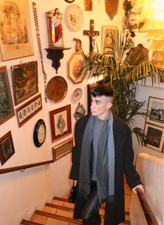 Marco Ferreti - Male escort in Dubai Photo 4 of 9