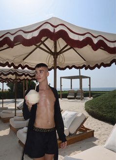 Marco Ferreti - Male escort in Dubai Photo 11 of 12