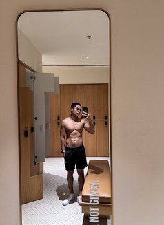 Marco - Male escort in Dubai Photo 10 of 11