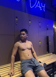 Marco - Male escort in Dubai Photo 11 of 12