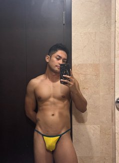 Marco - Male escort in Dubai Photo 12 of 12