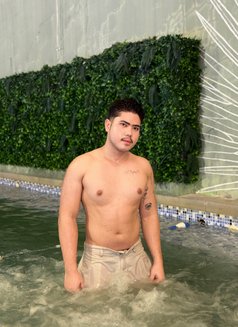 Marco - Acompañantes masculino in Manila Photo 5 of 6