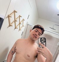 Marco - Male escort in Manila