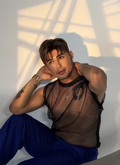 Marco Levi Sebastian - Male escort in Manila Photo 19 of 24