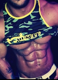 Marcos Stat Vip - Male escort in Dubai Photo 2 of 7