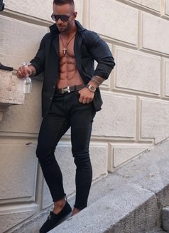 Marcos Stat Vip - Male escort in Dubai Photo 7 of 7