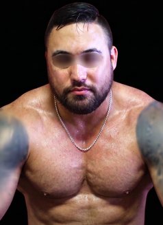 Marcus Tarazon - Male escort in Melbourne Photo 3 of 10