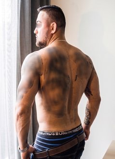 Marcus Tarazon - Male escort in Melbourne Photo 6 of 10