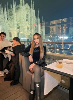 Maresha Beautyfull big dick - Transsexual escort in Bali Photo 3 of 9