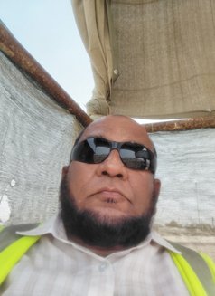 MARFI - Male escort in Al Sohar Photo 5 of 5
