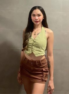 Marga - Transsexual escort in Manila Photo 8 of 15