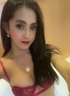 Marga - Transsexual escort in Singapore Photo 2 of 6