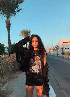 Margaret - escort in Dubai Photo 1 of 6