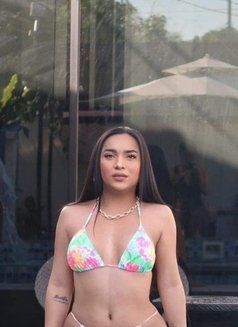 Margareth - Transsexual escort in Manila Photo 15 of 18