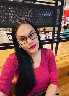 Margaux - Transsexual escort in Manila Photo 19 of 27