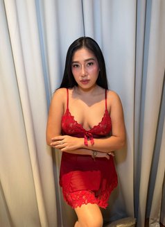 Avery ( Real Woman ) - escort in Bali Photo 6 of 12