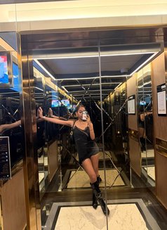 Margaux Santiago - escort in Tokyo Photo 4 of 5