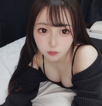 Mari - puta in Osaka