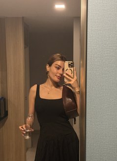 Mari Russian - puta in Bangkok Photo 5 of 5