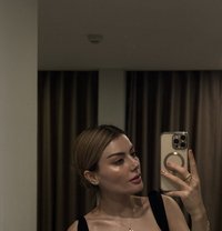 Mari Russian - puta in Bangkok