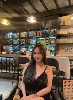 Mari - puta in Singapore Photo 2 of 2