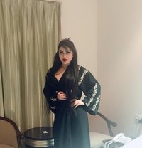 Mari Vip - escort in Muscat