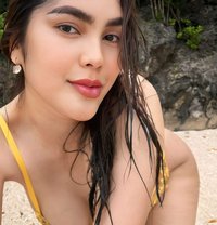 THE MOST BEAUTIFUL WOMAN JUST ARRIVED - puta in Bangalore Photo 25 of 28