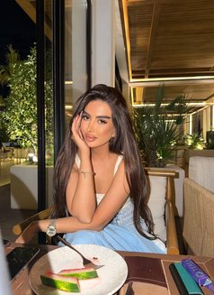 Maria - puta in Riyadh Photo 1 of 16