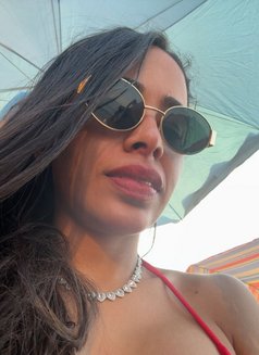 María - escort in Monaco Photo 12 of 14