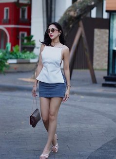 Maria - escort in Hong Kong Photo 3 of 4