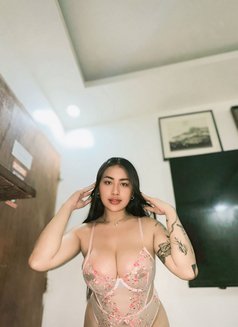 Maria - puta in Manila Photo 1 of 4