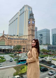 Maria - Transsexual escort in Singapore Photo 28 of 28