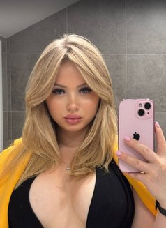 Maria Fresh - escort in Dubai Photo 11 of 14
