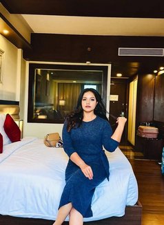 Maria Kappor: ❣️꧁ 🦋 Hot Chat and Meet. - escort in Ahmedabad Photo 4 of 6