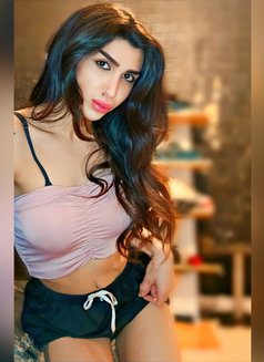 MARIA - Transsexual escort in Beirut Photo 10 of 10