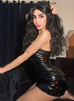 MARIA - Transsexual escort in Beirut Photo 19 of 25