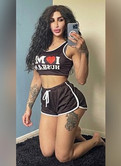 MARIA - Transsexual escort in Beirut Photo 23 of 25