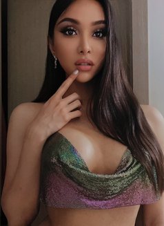 Maria Nathalia - Transsexual escort in Tokyo Photo 27 of 29