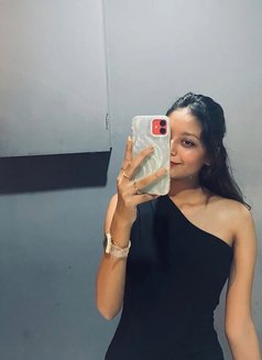 Maria Poi - escort in Taipei Photo 1 of 4