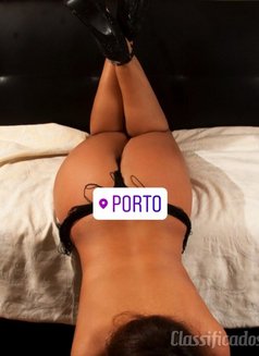 Maria - escort in Porto Photo 1 of 2