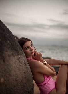 Maria - escort in Almaty Photo 7 of 7