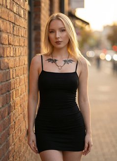 Lika - escort in Hong Kong Photo 5 of 6