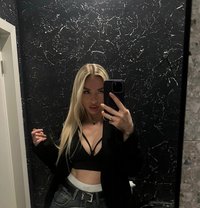 Maria - escort in İstanbul Photo 1 of 6