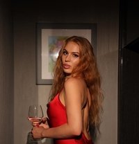 Vicki - escort in Tokyo